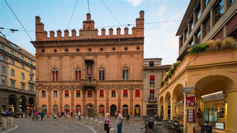 historic center bologna|Two Towers, Bologna: history and visitor guide.